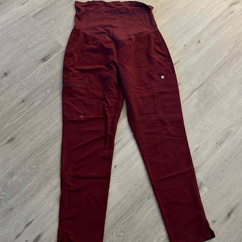 Figs Maternity Pants size Small